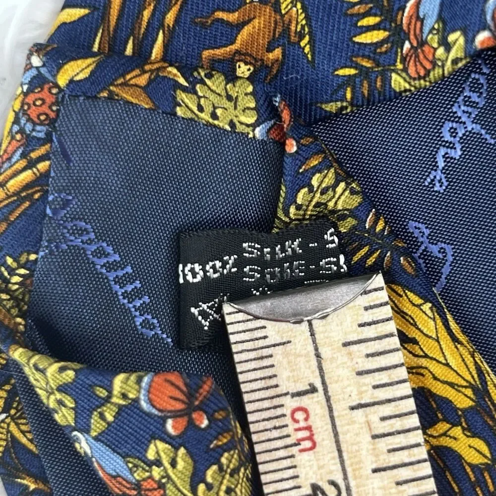 Salvatore Ferragamo Men’s 100%Silk Tie Hunting Jungle Print Navy Blue, Italy